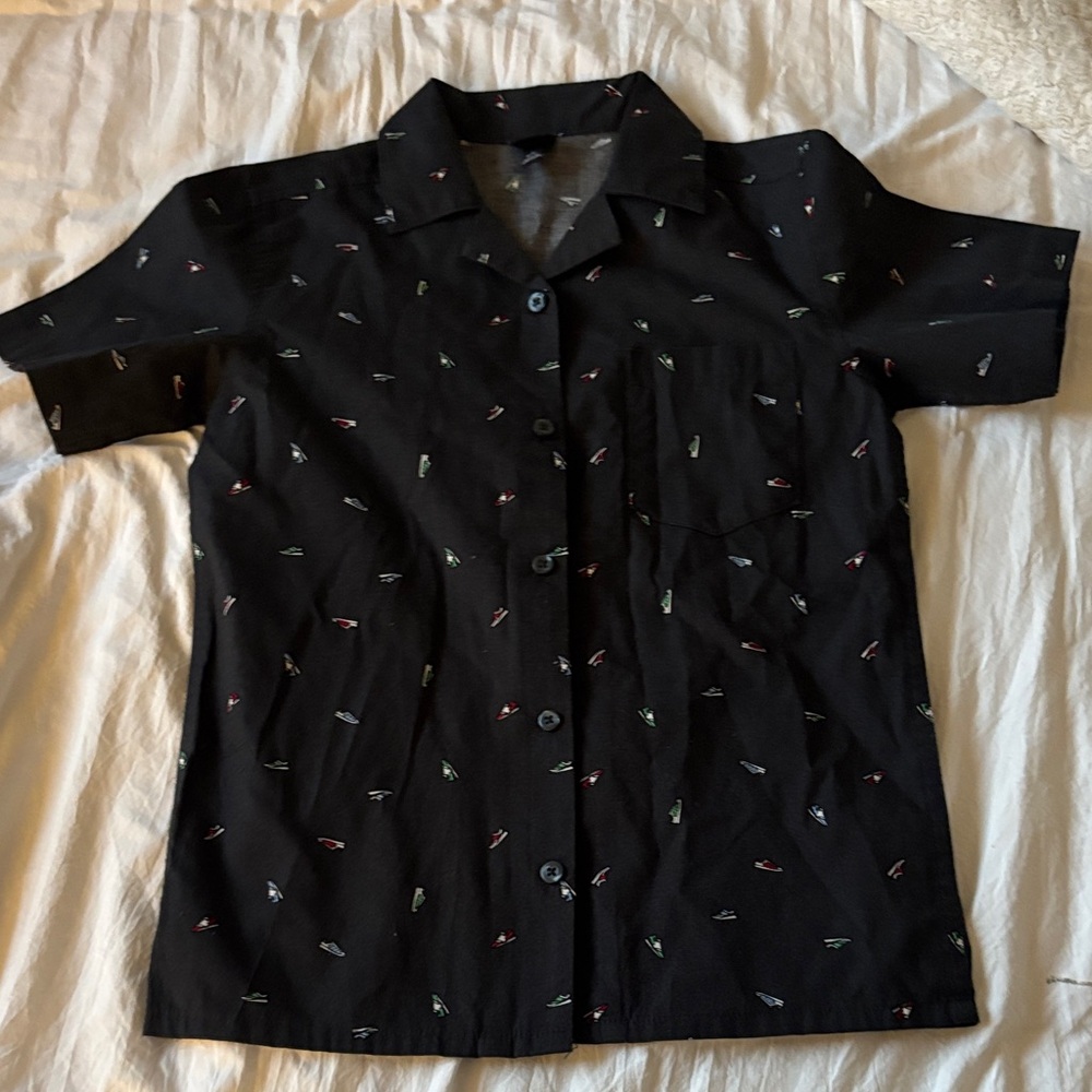 Art Class Button Up with Colorful Sneaker Pattern - NWOT - Boys (M/8)